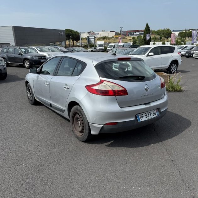 RENAULT MEGANE 1.5 dCi 110ch FAP Expression eco² Euro5 2010