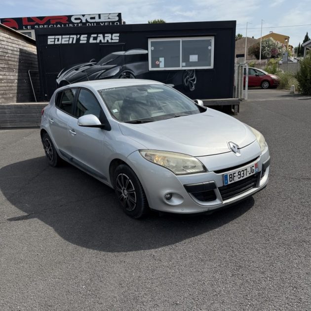 RENAULT MEGANE 1.5 dCi 110ch FAP Expression eco² Euro5 2010