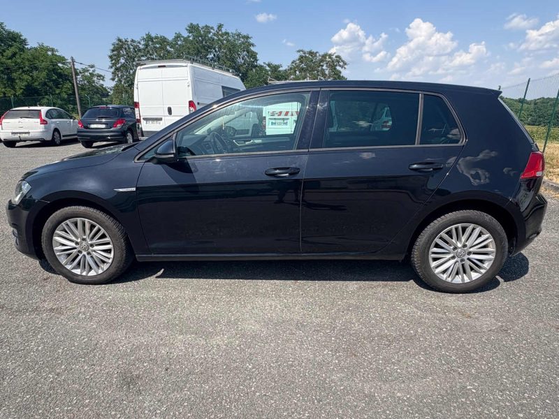 VOLKSWAGEN GOLF 2014