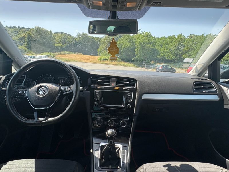 VOLKSWAGEN GOLF 2014