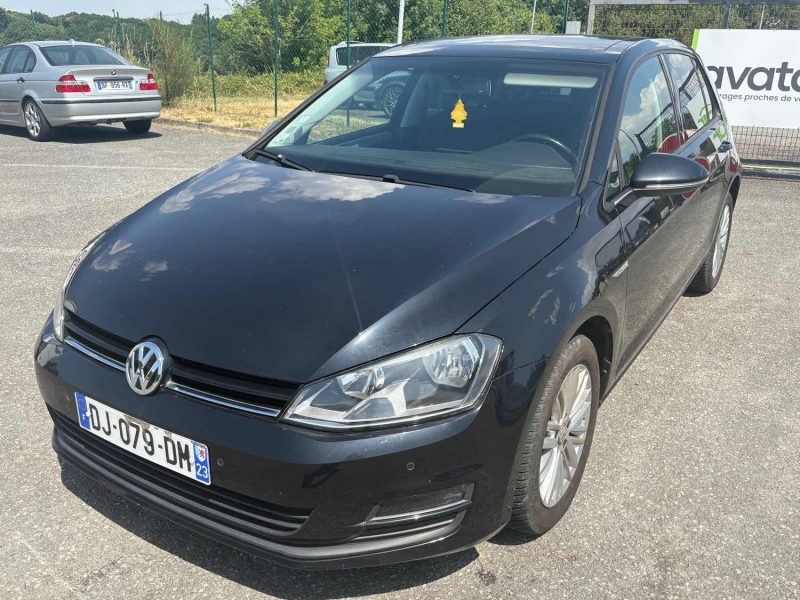 VOLKSWAGEN GOLF 2014