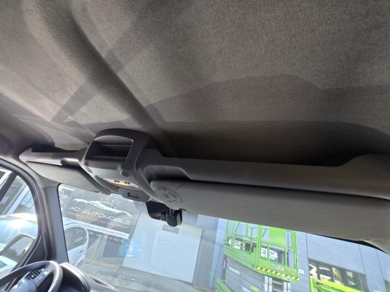 MERCEDES BENZ  213 2008