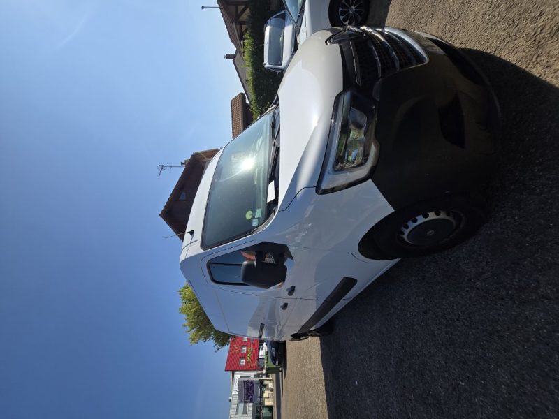 MERCEDES BENZ  213 2008