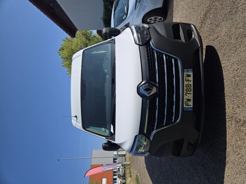 MERCEDES BENZ  213 2008