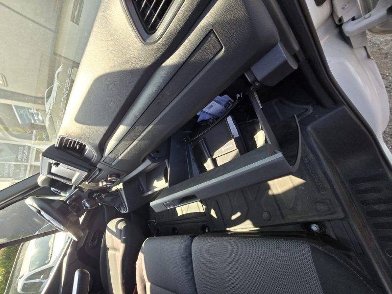 MERCEDES BENZ  213 2008