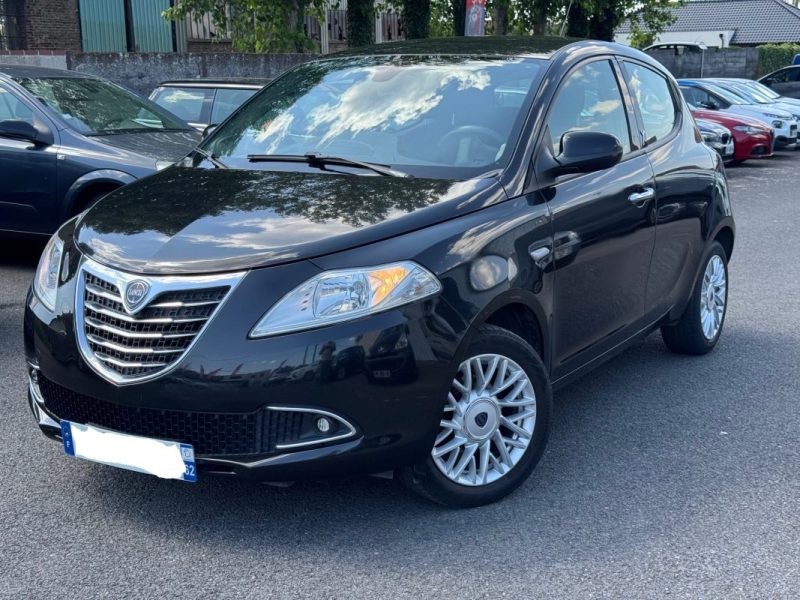LANCIA YPSILON III 1.2 8V 69ch 4CH FISC  2013