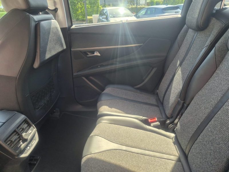 PEUGEOT 5008 II 2018