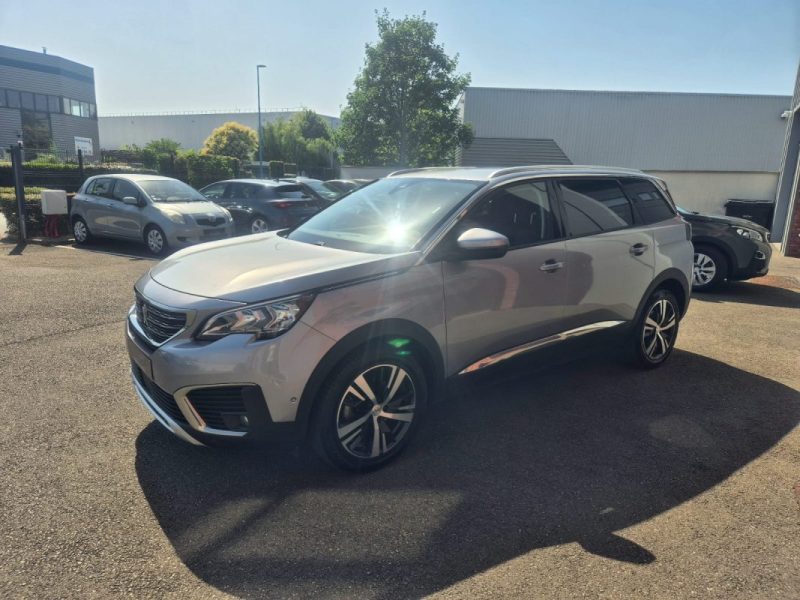 PEUGEOT 5008 II 2018