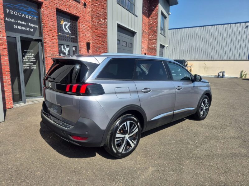 PEUGEOT 5008 II 2018