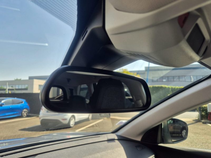 PEUGEOT 5008 II 2018