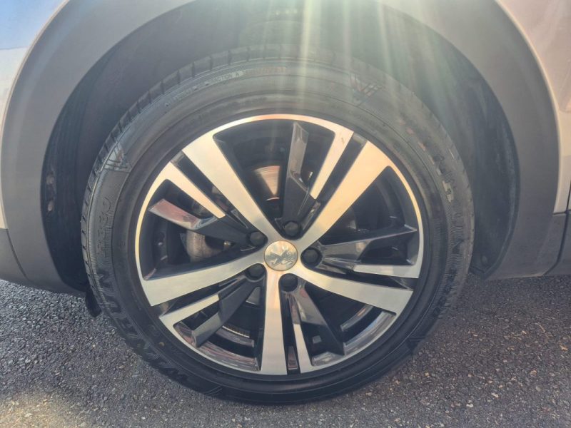 PEUGEOT 5008 II 2018