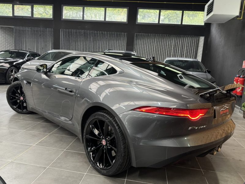 JAGUAR F-TYPE COUPE 3.0 V6 340 R-DYNAMIC*PANO*CAMERA*