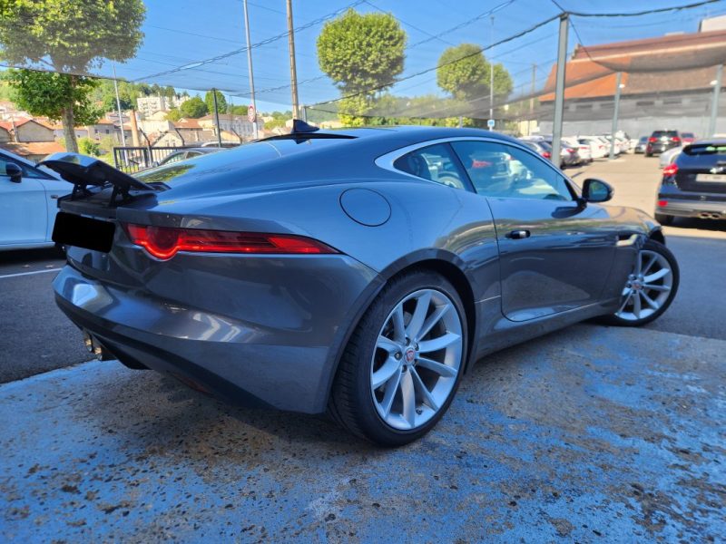 JAGUAR F-TYPE COUPE 3.0 V6 340 R-DYNAMIC*PANO*CAMERA*