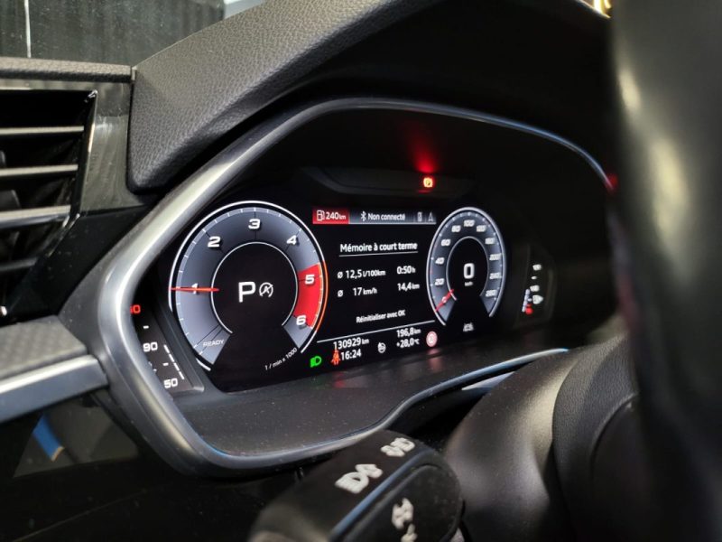 AUDI Q3 35 TDI 150ch S LINE / TOIT OUVRANT / SIEGES CHAUFFANTS / ECLAIRAGE D'AMBIANCE / SUIVI AUDI