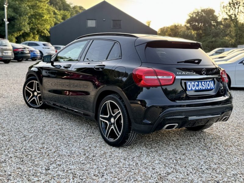 MERCEDES CLASSE GLA 2016