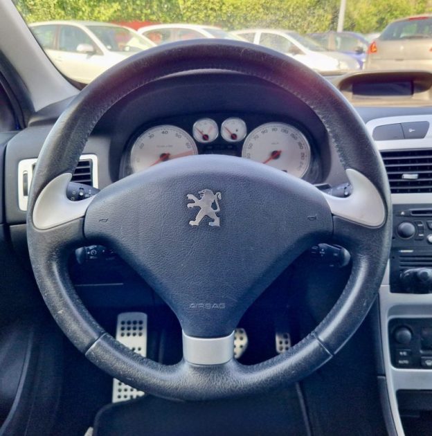 PEUGEOT 307 1.6L i 16V 110cv EXECUTIBE PACK "Boite Auto" / Révisée&Garantie