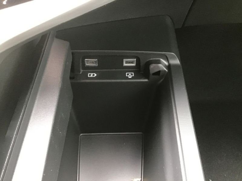 Peugeot 3008 Hybrid 145 e-DCS6 Allure