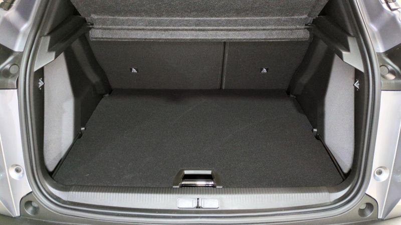 Peugeot 2008 Hybrid 145 e-dcs6 gt + camera 360 + navi