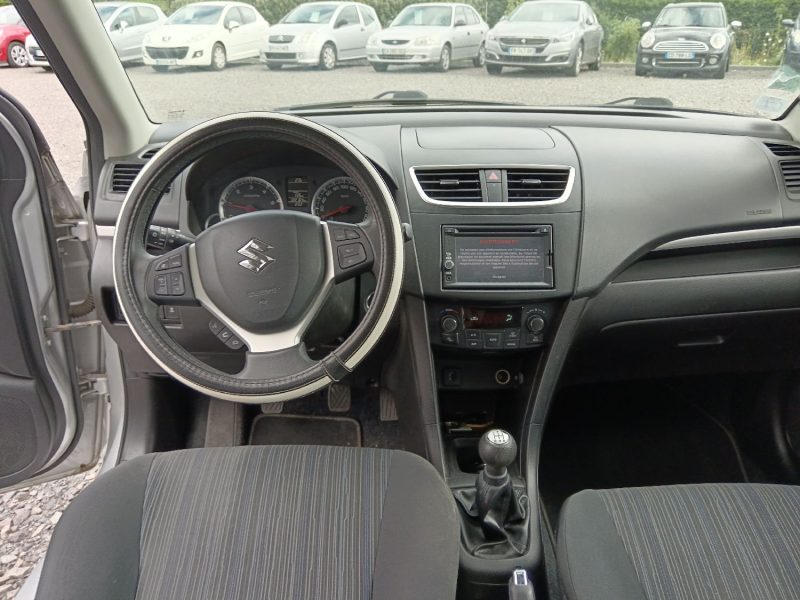 Suzuki Swift 1.3 DDIS 75 cv So City / Toit ouvrant / GPS / Bluetooth / SUIVI COMPLET