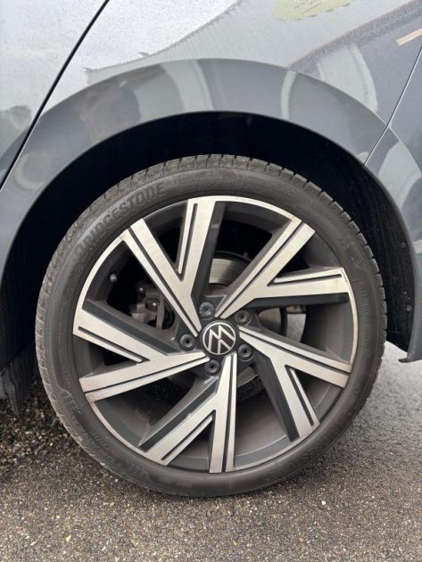 VOLKSWAGEN GOLF 8 STYLE R-LINE 2.0TDi DE 150 CV 