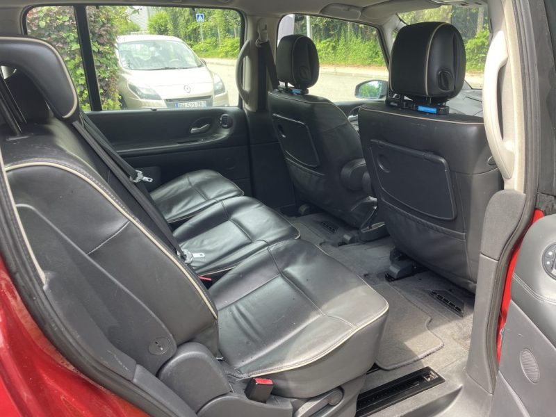 RENAULT ESPACE 3.0DCI V6 180CV