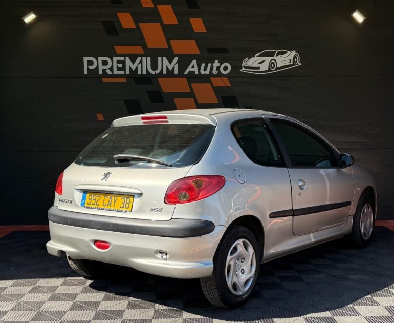 PEUGEOT 206 2003