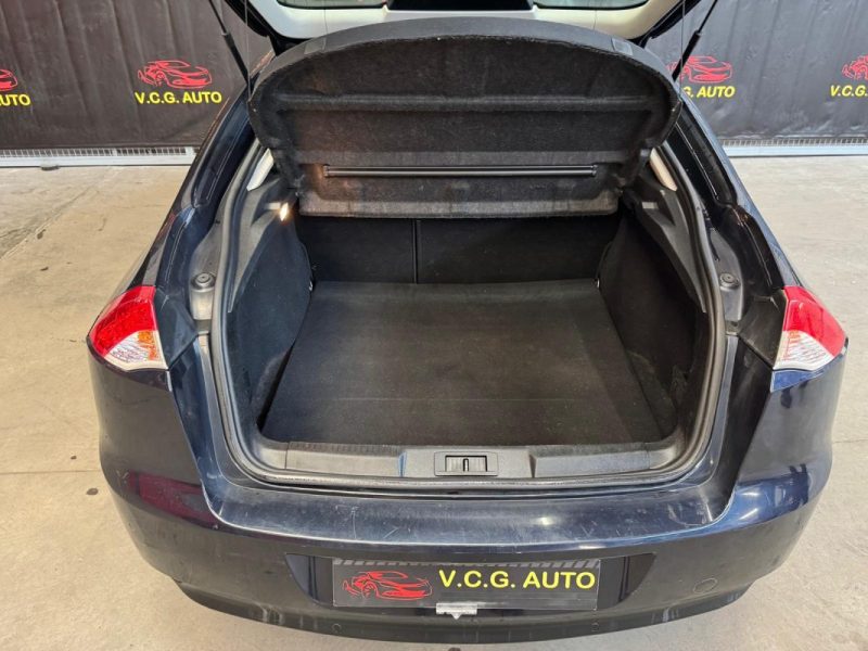 RENAULT LAGUNA 2.0 DCI 150 PRIVILEGE 