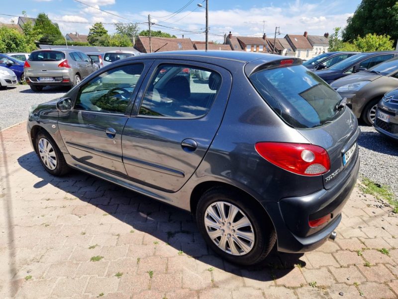 PEUGEOT 206+ 1.4L HDi 70cv Urban Move / Révisée&Garantie