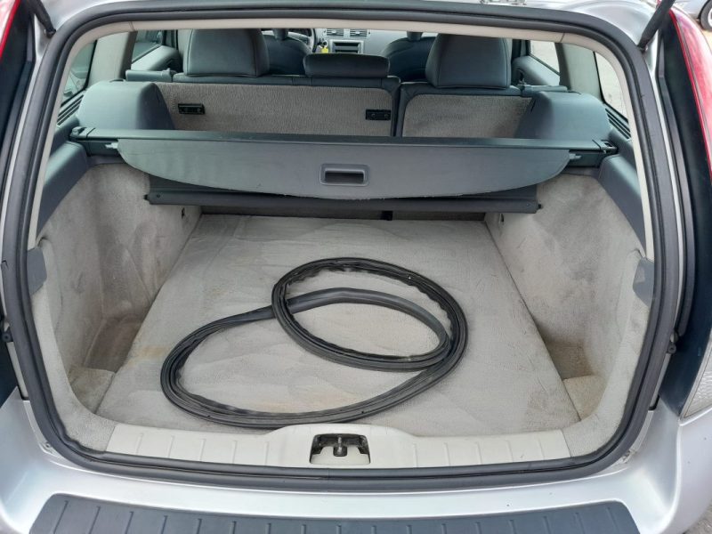 VOLVO V50 break 2.0d Bvm6 136ch