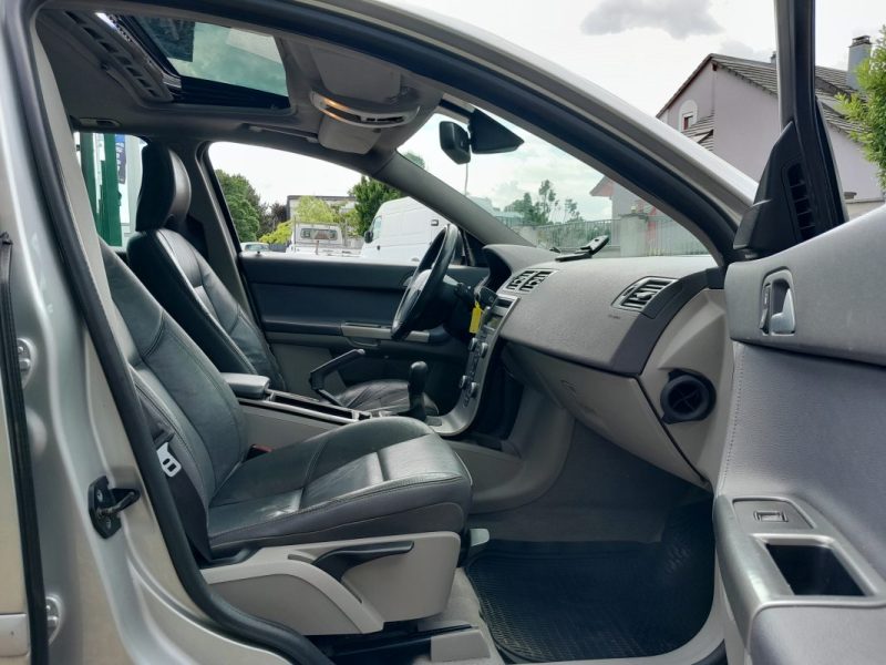 VOLVO V50 break 2.0d Bvm6 136ch