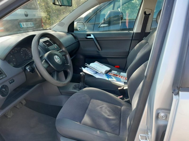 VOLKSWAGEN POLO 1.4i 80Ch CONFORT 5P 2006