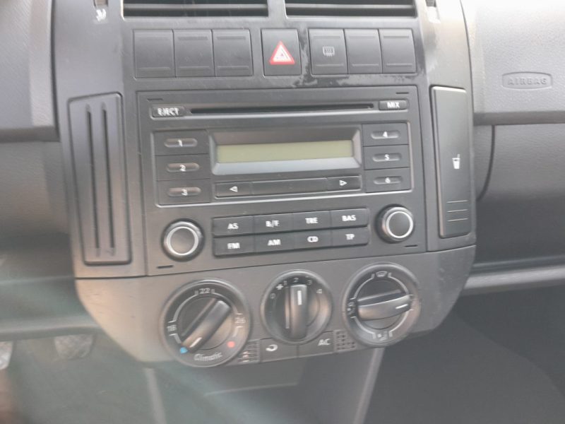 VOLKSWAGEN POLO 1.4i 80Ch CONFORT 5P 2006