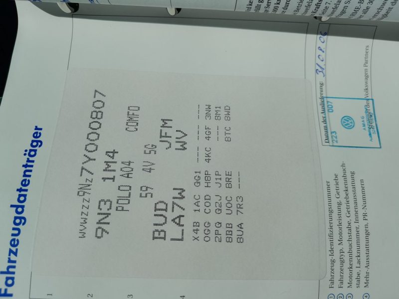 VOLKSWAGEN POLO 1.4i 80Ch CONFORT 5P 2006