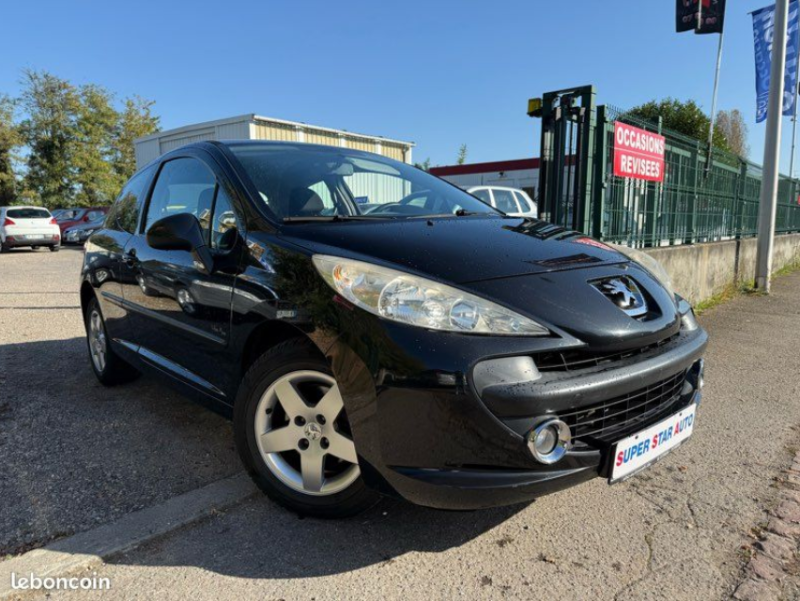 PEUGEOT 207 1.4i 16s TRENDY 90ch 3P GARANTIE 12 MOIS