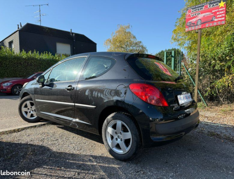 PEUGEOT 207 1.4i 16s TRENDY 90ch 3P GARANTIE 12 MOIS