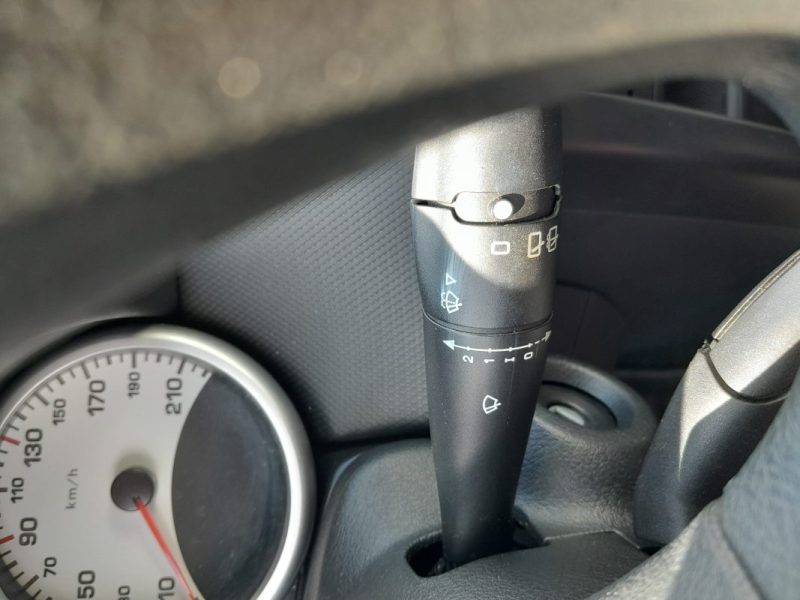 PEUGEOT 207 1.4i 16s TRENDY 90ch 3P GARANTIE 12 MOIS