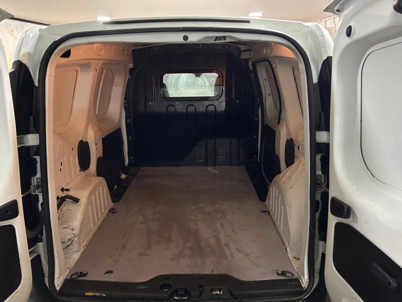 RENAULT EXPRESS 1.5 DCi TVA RÉCUPÉRABLE