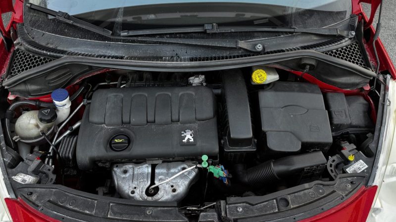 PEUGEOT 207 1,4 75CV 5 PORTES GARANTIE 6MOIS