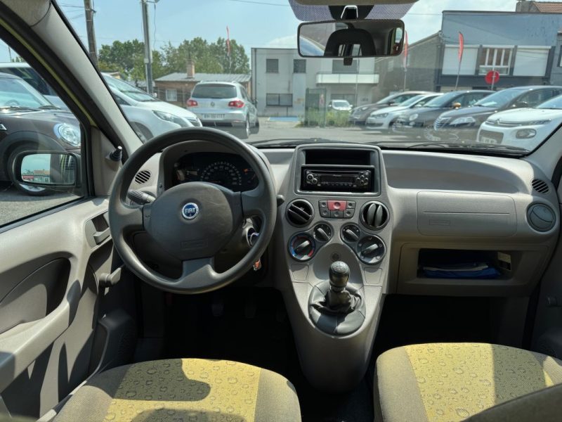 FIAT PANDA  2004