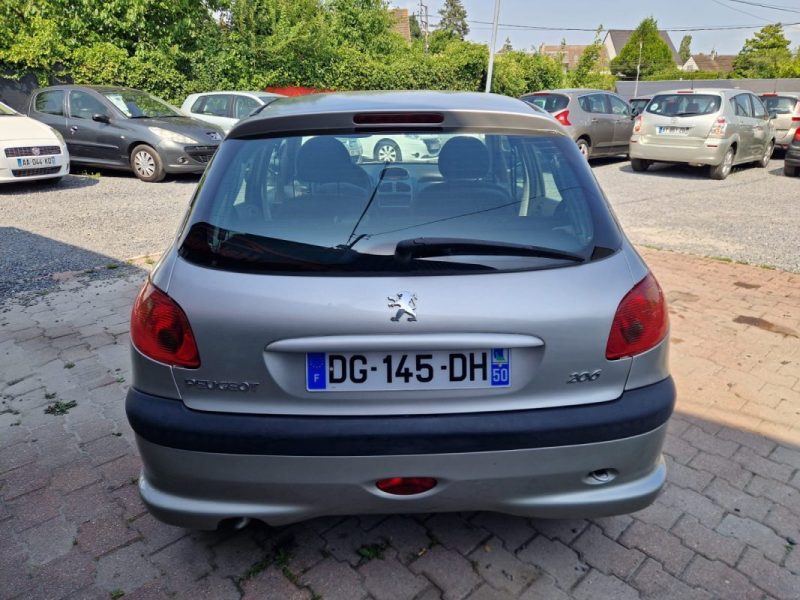 PEUGEOT 206 1.4L i 75cv TRENDY 5P / Révisée&Garantie 
