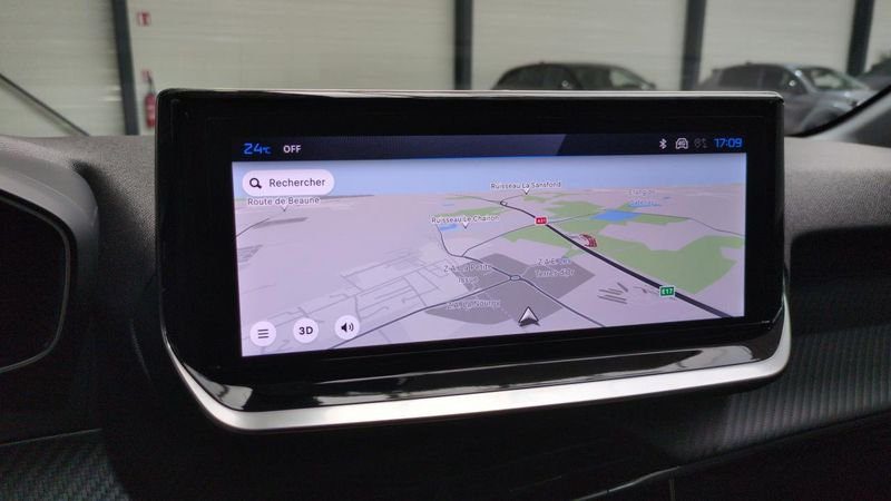 Peugeot 208 Hybrid 110 e-dcs6 allure + angles morts + navi