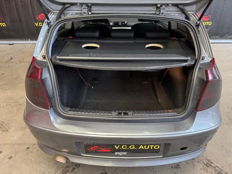 B.M.W. SERIE 1  - 118d 143 Excellis 