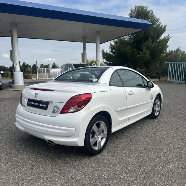 PEUGEOT 207 1.6 VTI 120 SERIE 64 