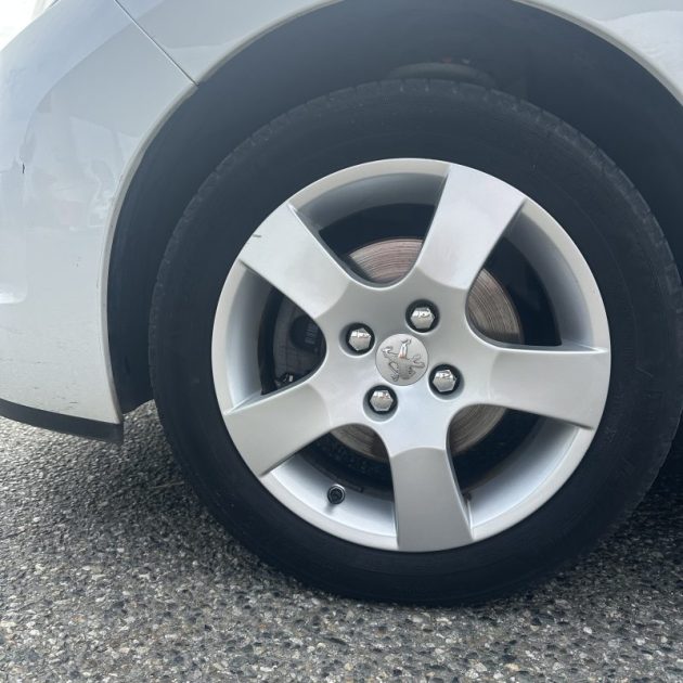 PEUGEOT 207 1.6 VTI 120 SERIE 64 