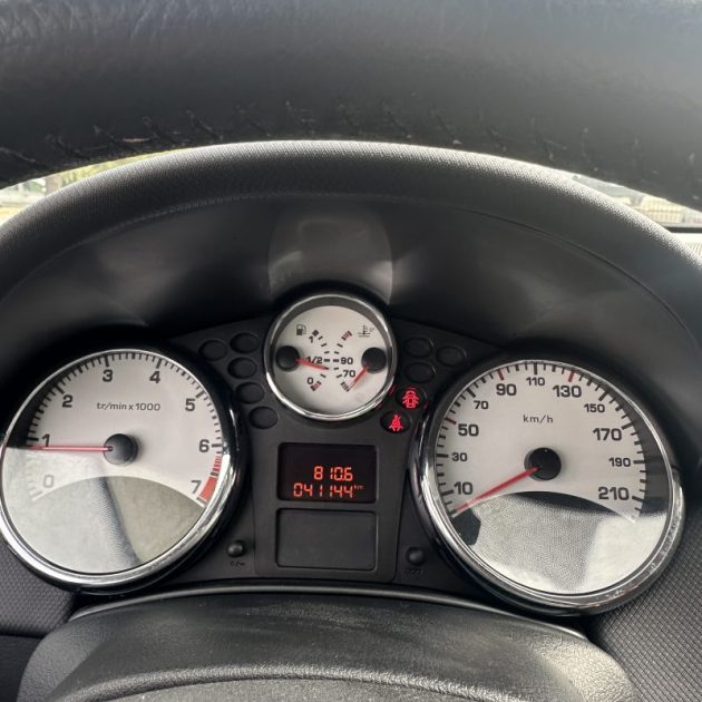 PEUGEOT 207 1.6 VTI 120 SERIE 64 