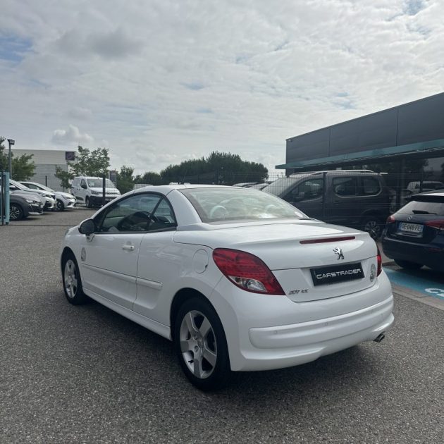 PEUGEOT 207 1.6 VTI 120 SERIE 64 