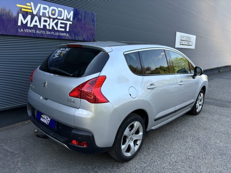 PEUGEOT 3008 2011