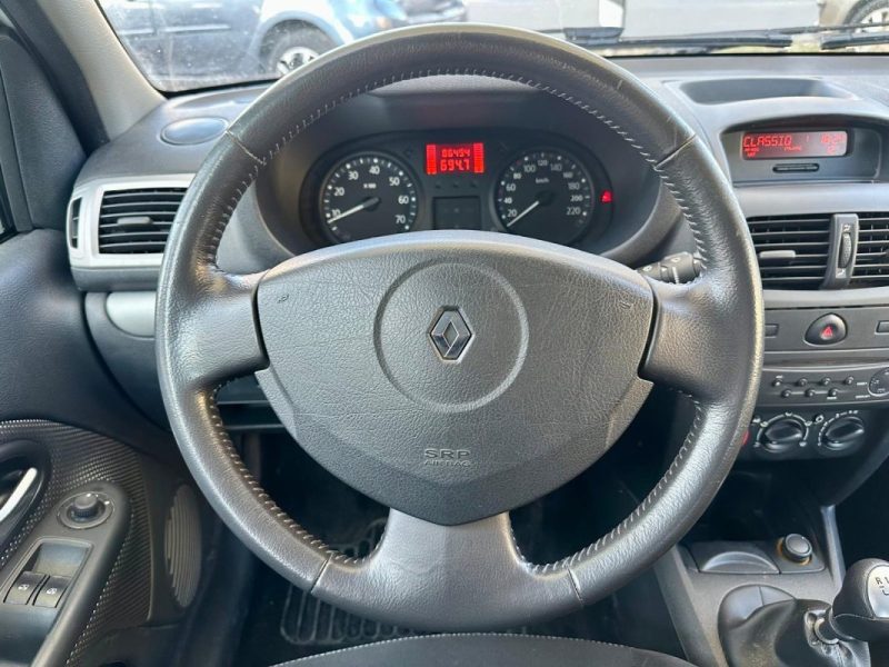 RENAULT CLIO II CAMPUS 1.2 60ch GPL **1ère MAIN**