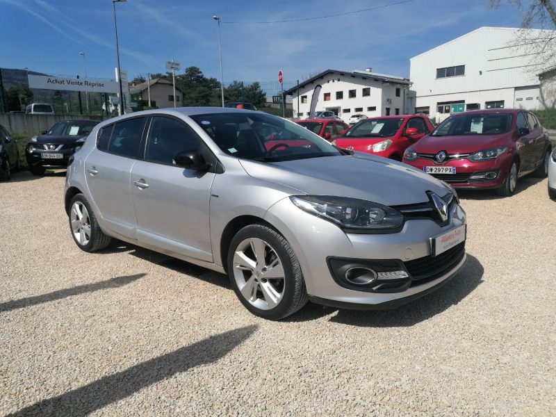 RENAULT MEGANE 3 - 115ch essence