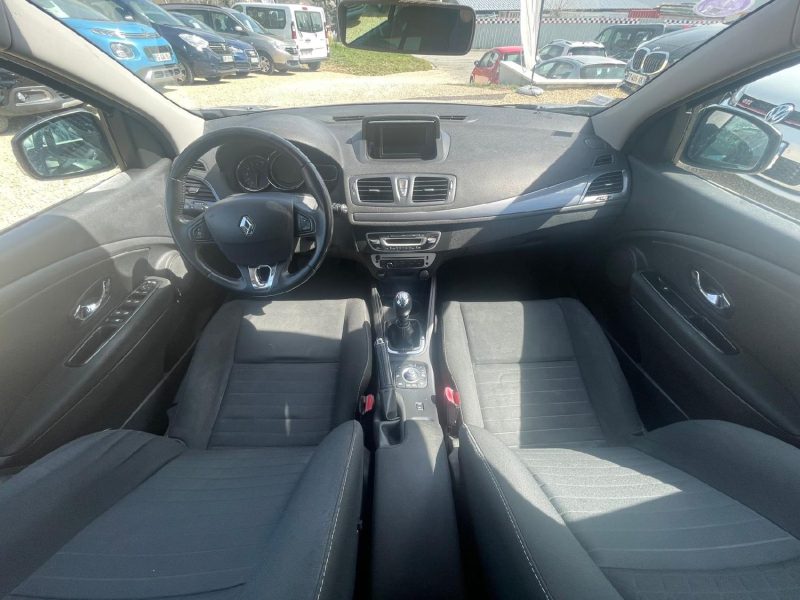 RENAULT MEGANE 3 - 115ch essence